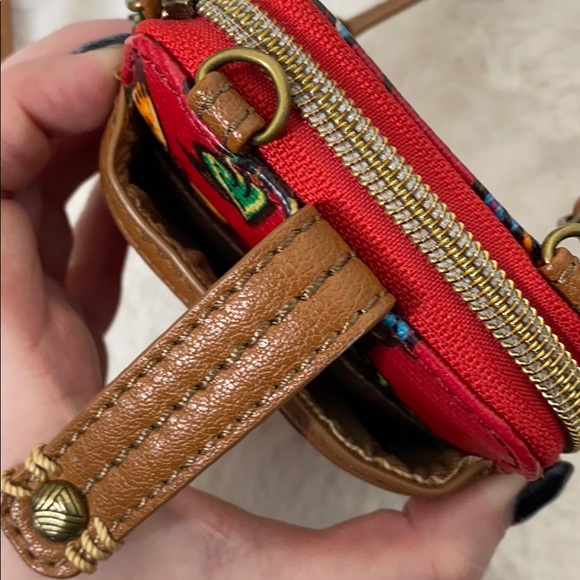 Sakroots Artist Circle Ruby True Love Crossbody - Picture 6 of 16